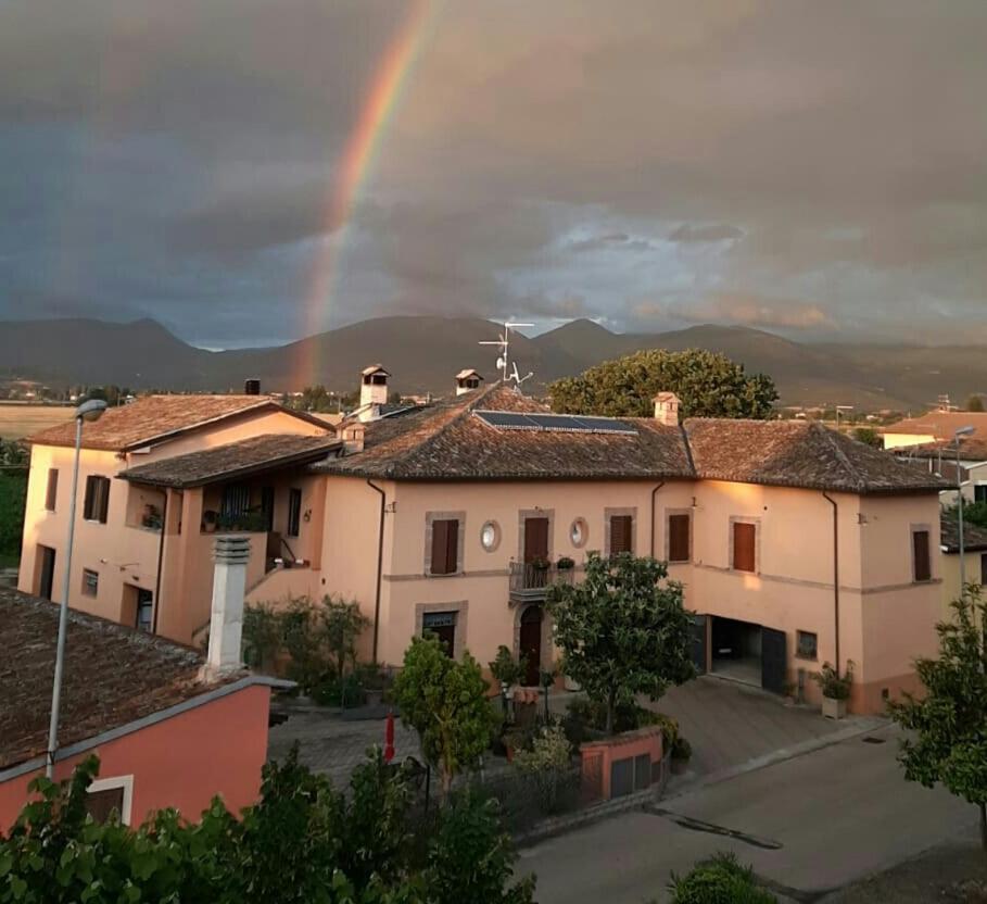 B&B Il Casale Foligno Exteriör bild